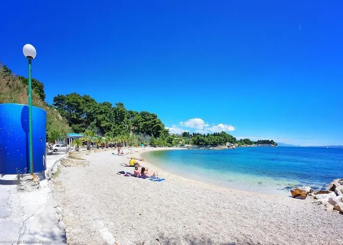 Beachfront Drazen, With Garden And Parking Apartamento