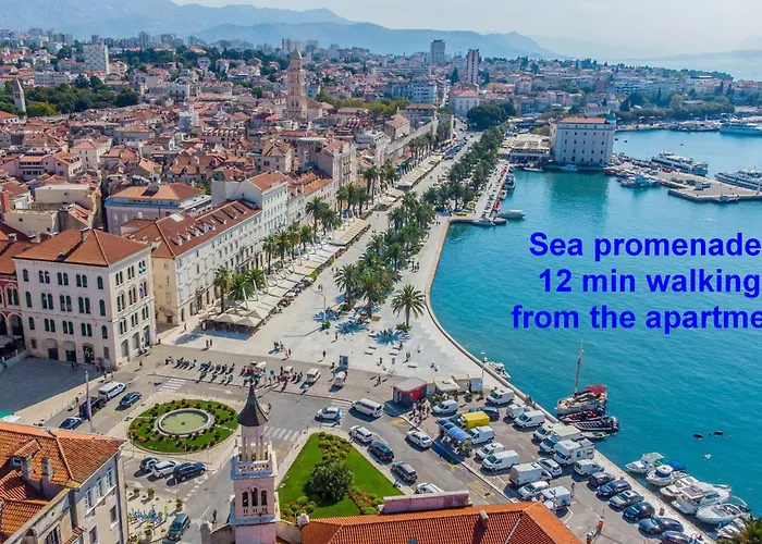 Beachfront Drazen, With Garden And Parking * Split