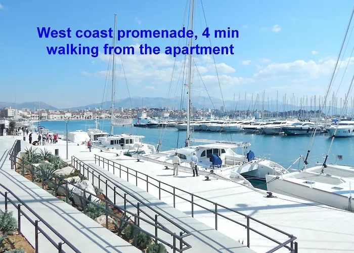 Beachfront Drazen, With Garden And Parking Split